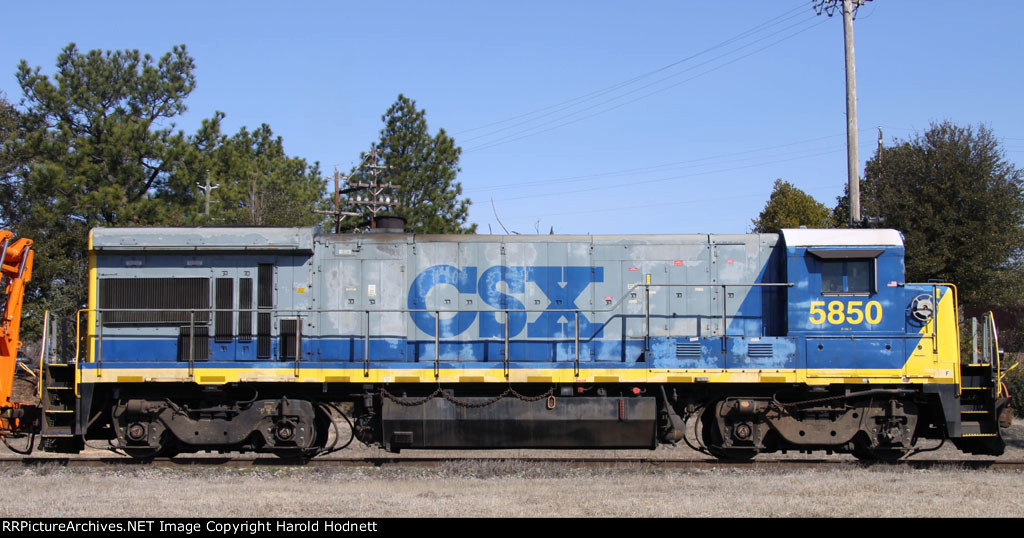 CSX 5850
